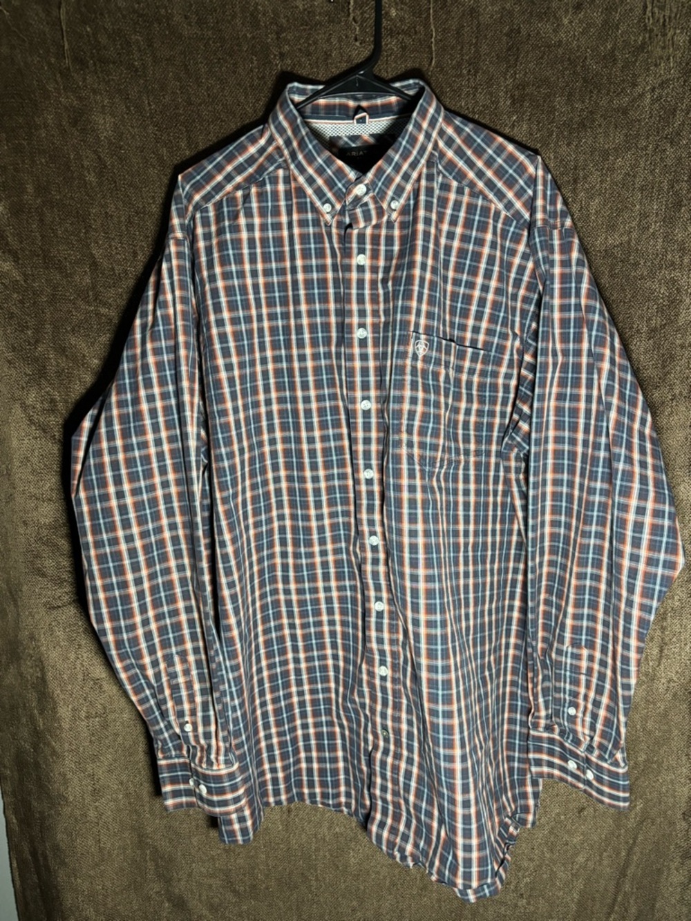 Ariat Men’s Long-Sleeve Plaid Button-Down